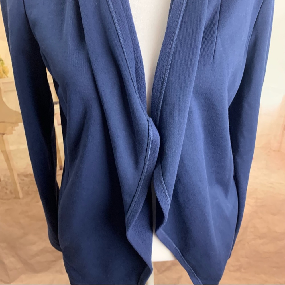 Lilly Pulitzer Galia Fleece Navy Wrap Cardigan - Picture 4 of 11